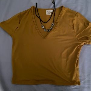 Mustard yellow crop